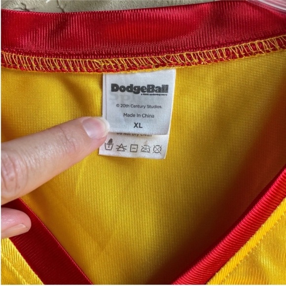 Dodgeball Average Joe's Dodgeball
Underdog Halloween Costume XL - Picture 4 of 14